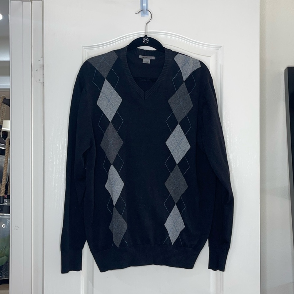 Johnston and Murphy Men’s size large sweater
